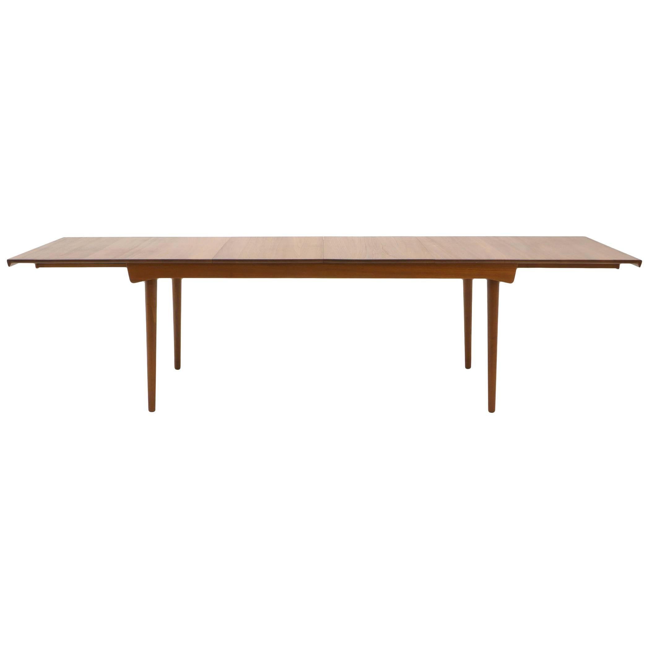 Finn Juhl Teak Dining Table, Expandable with Two Leaves, Exceptional Condition