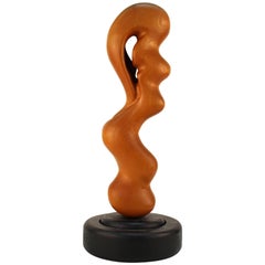 Sculpture en bois moderniste abstraite et abstraite sur socle rotatif