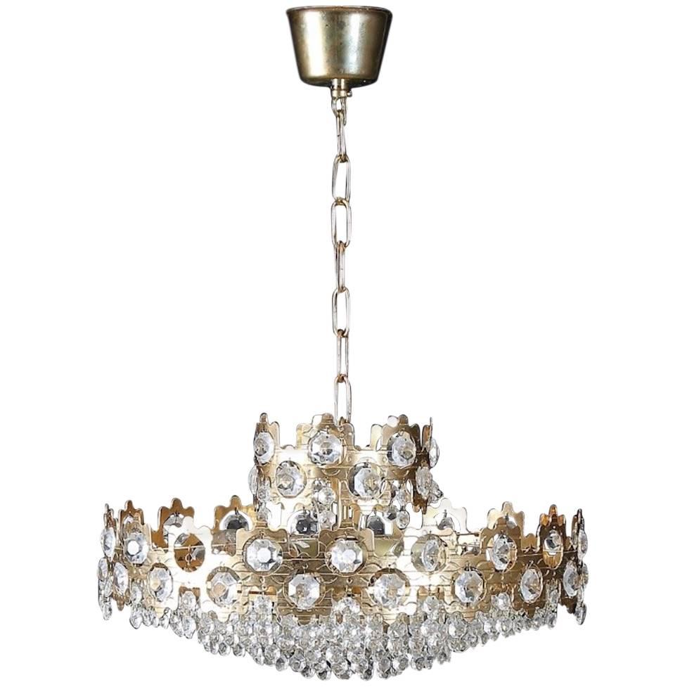 Nice Chandelier Attributed to Palwa