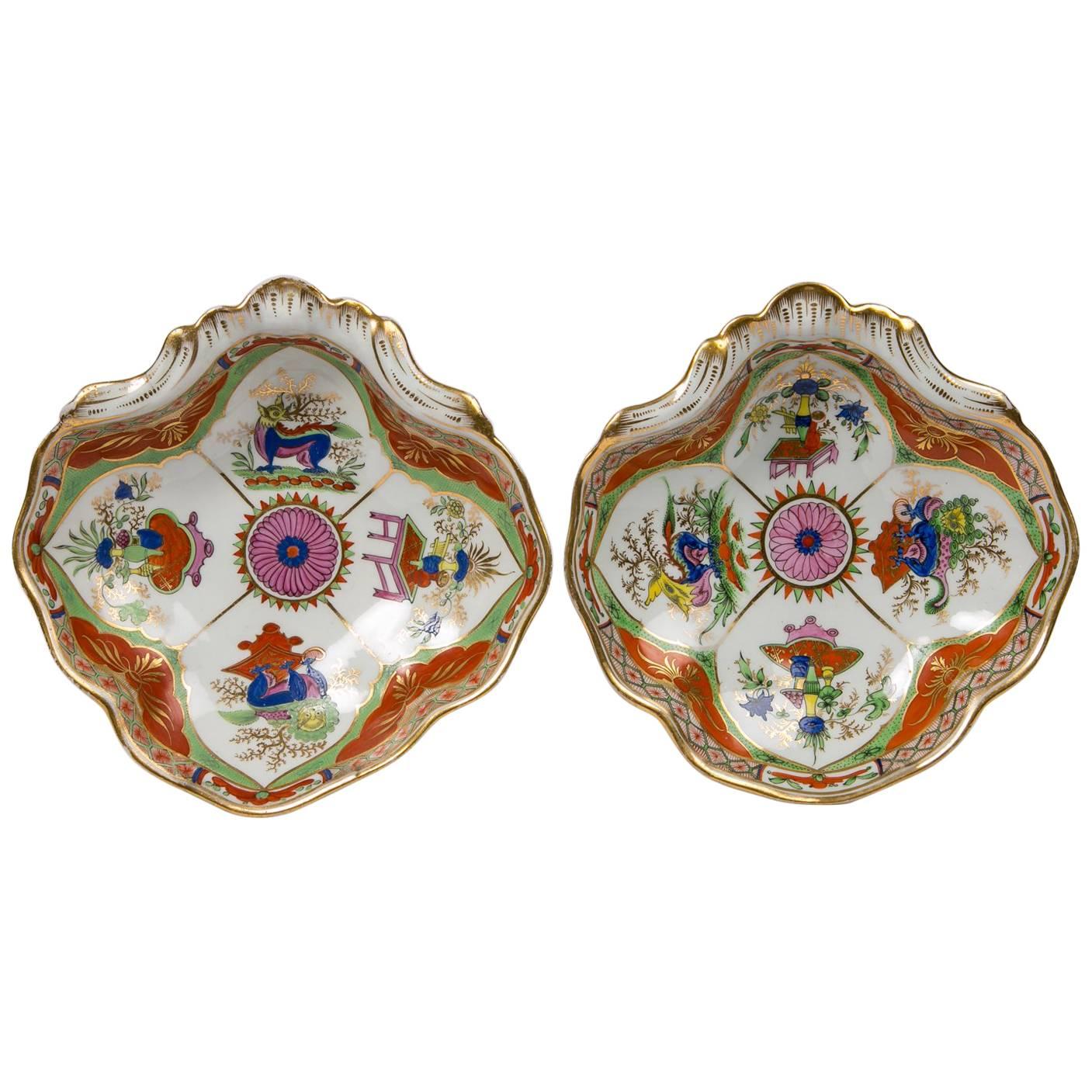 Worcester Bengal Tiger a Pair of Shell Shaped Dishes