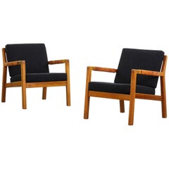 Beautiful Pair of Easy Lounge Chairs by Carl Gustaf Hiort af Örnas, Finland