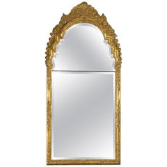 Early 18th Century Baroque Giltwood Mirror