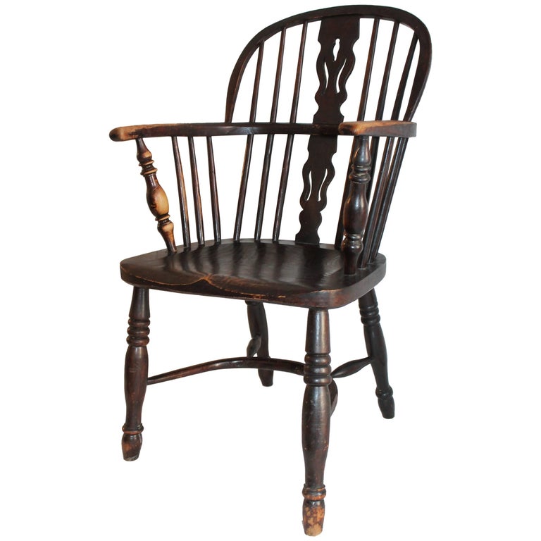 19th Century Barrel Back Windsor Chair at 1stdibs