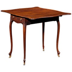 Table Pembroke en acajou crocodile par Thomas Chippendale