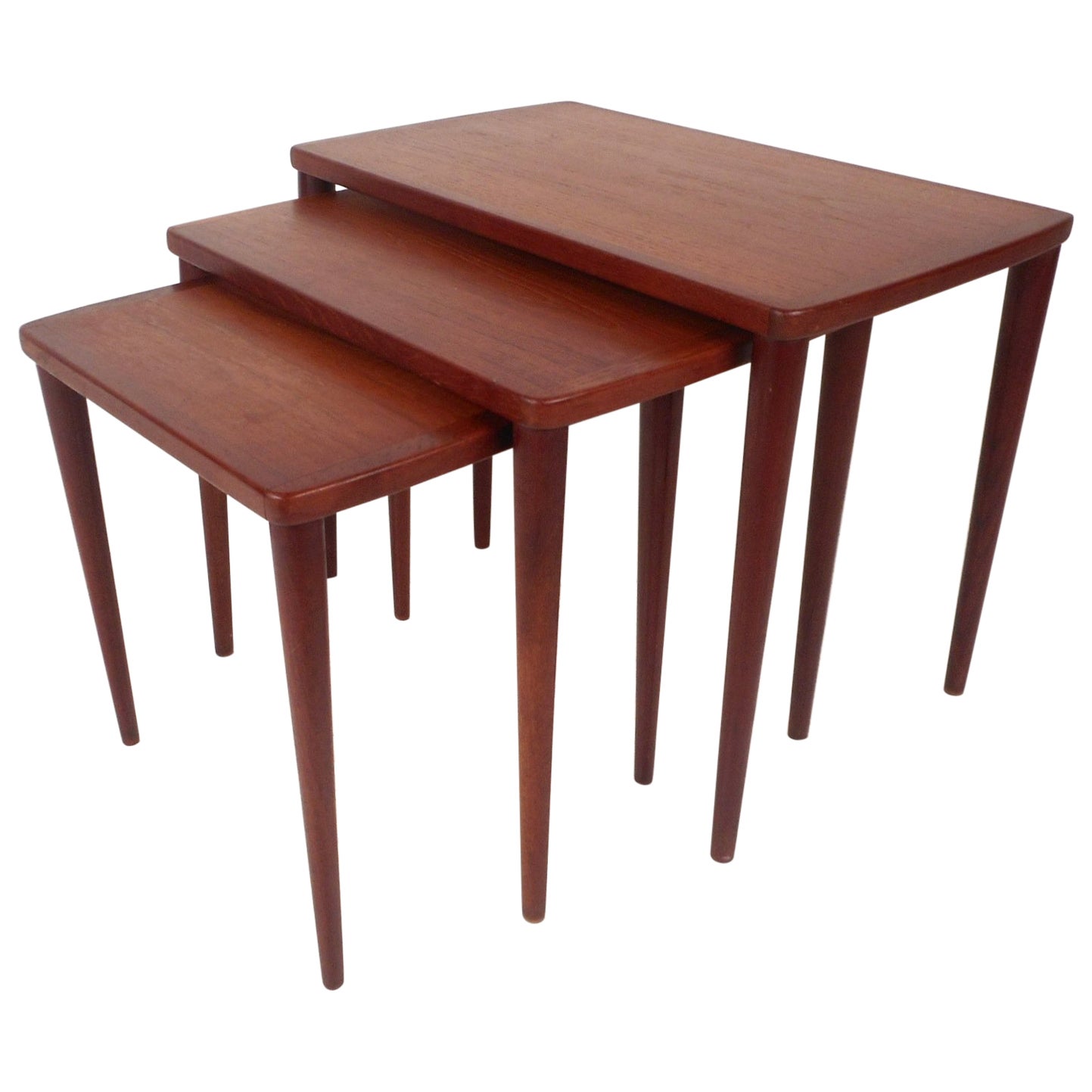 Set of Three Nesting Tables by Hekman For Sale at 1stDibs