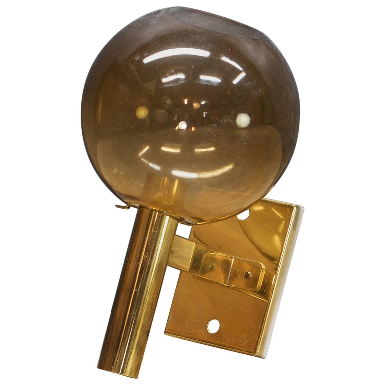 Vintage 1970s Midcentury Arredoluce Manza Brass Glass Wall Sconce Lamp Light For Sale