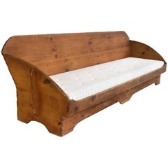 Large and Rare Pine Sofa Bench, circa 1910, USA