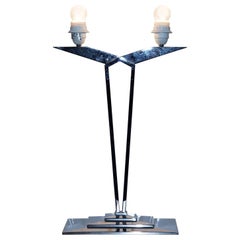 Lampe de bureau contemporaine MLE à trois marches à base chromée style contemporain