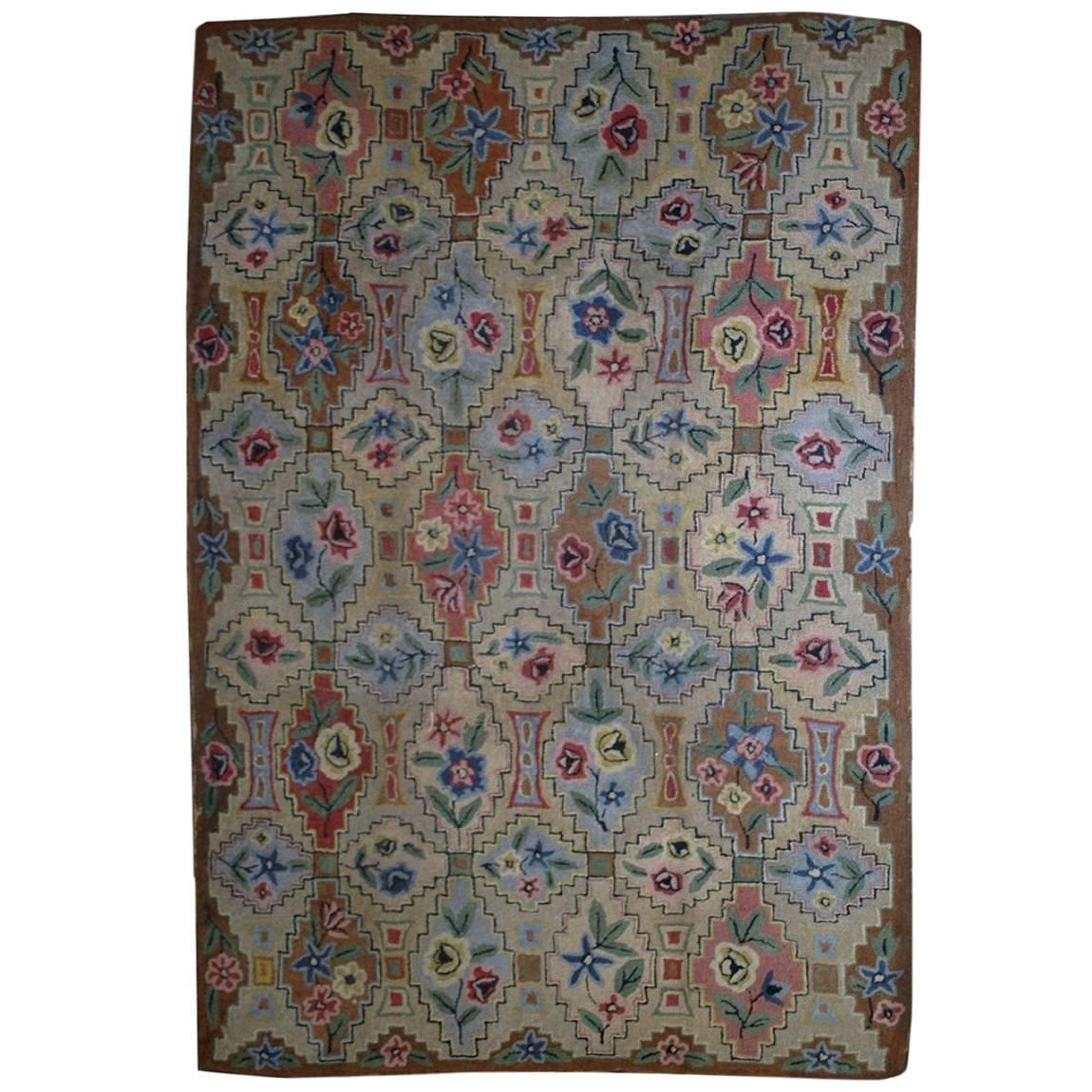 Handmade Antique American Hooked Rug, 1900s, 1B537 For Sale