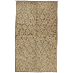 Tapis turc Oushak vintage avec motif de fleurs en treillis de couleur camel et grise