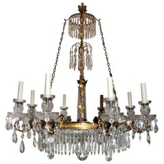 Exceptionnel lustre Empire Baltic de style Regency en bronze Dor avec centre en cristal taillé