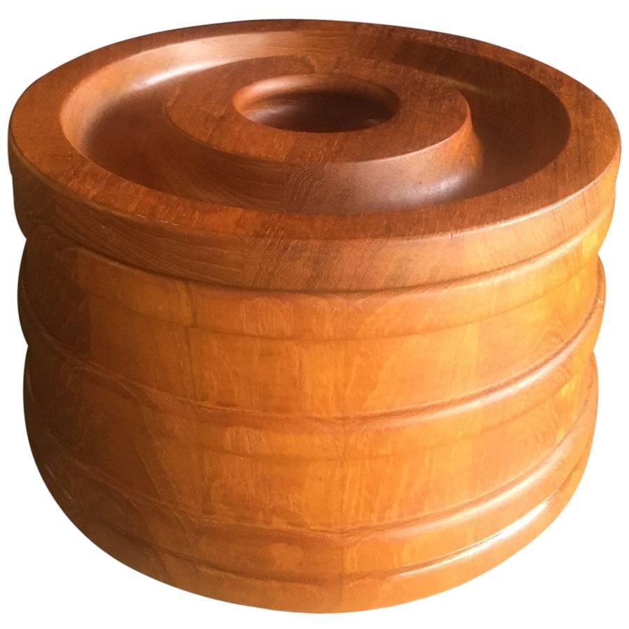 Cubitera danesa de teca con bandas de madera de Jens Quistgaard para Dansk IHQ