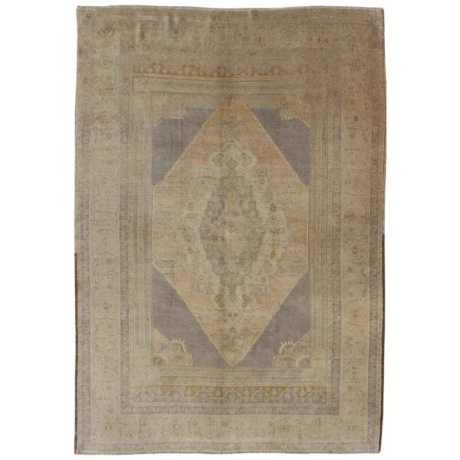 Vintage Turkish Oushak Rug With Layered Medallion in Light Purple/Gray & Tan  For Sale