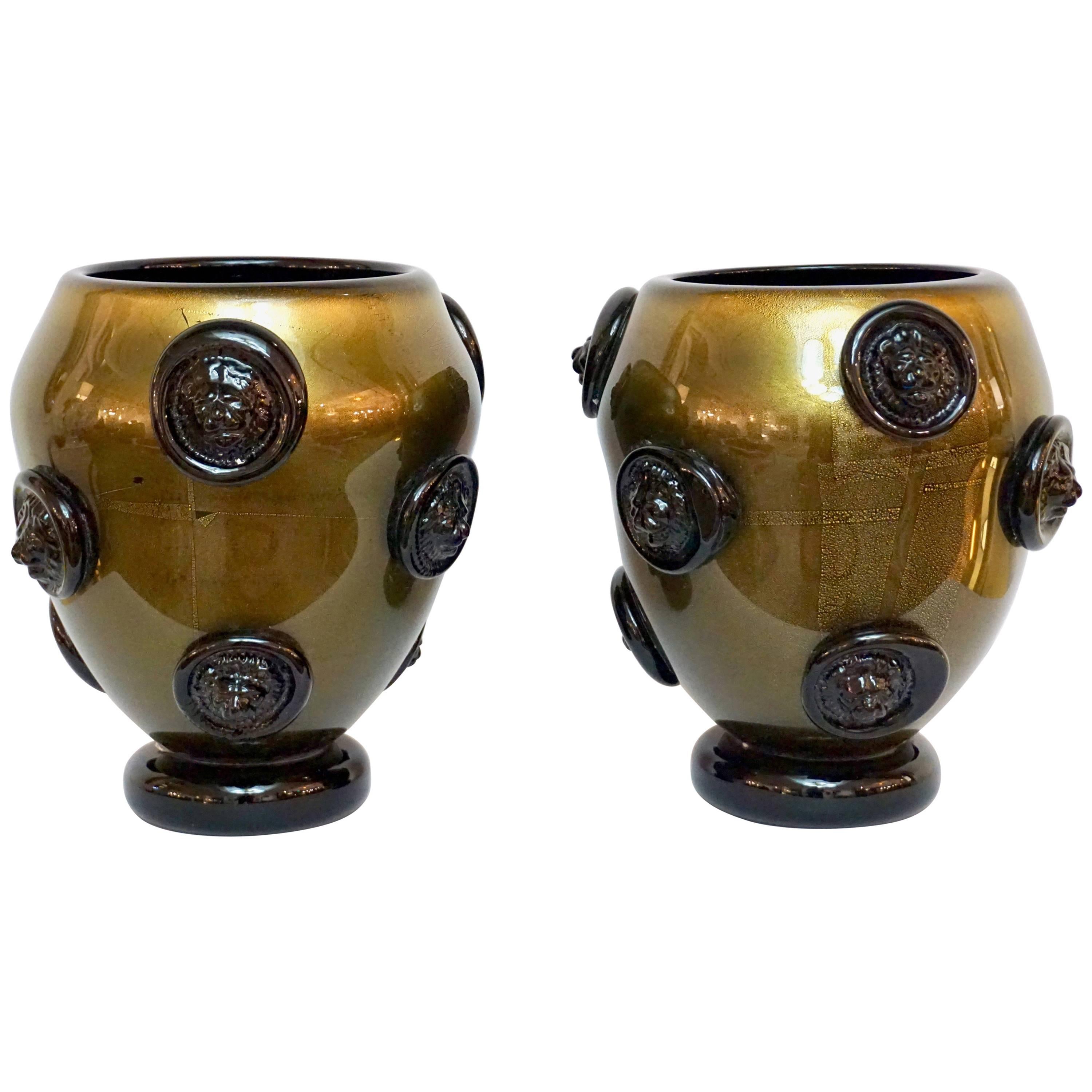 Cenedese 1980s Pair of Black and Pure Gold Murano Glass Vases with Lion Heads