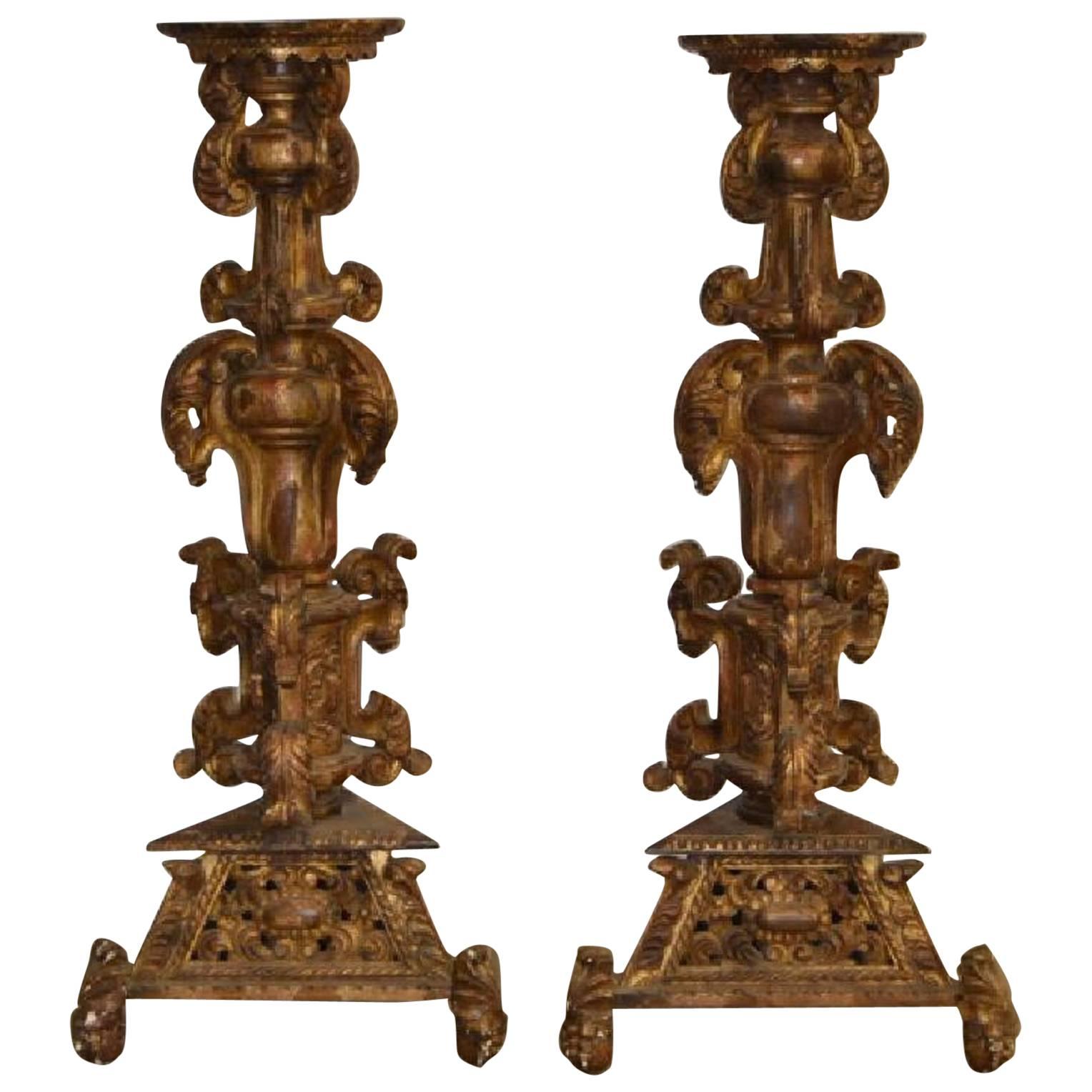 Pair of Monumental Early 19th Century Gold Giltwood and Gesso Pedestals For Sale