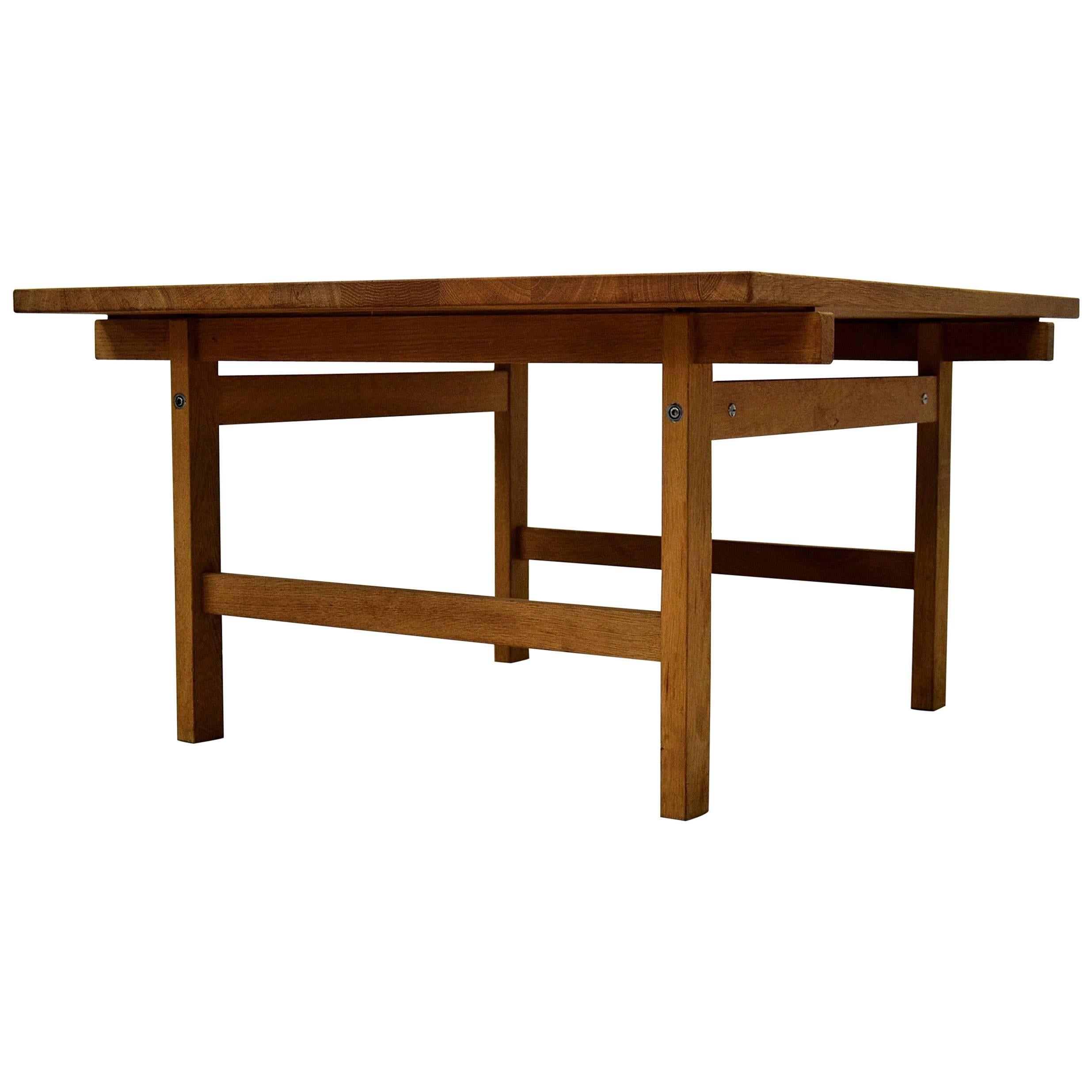 Hans Wegner Mid-Century Modern Oak Club Table