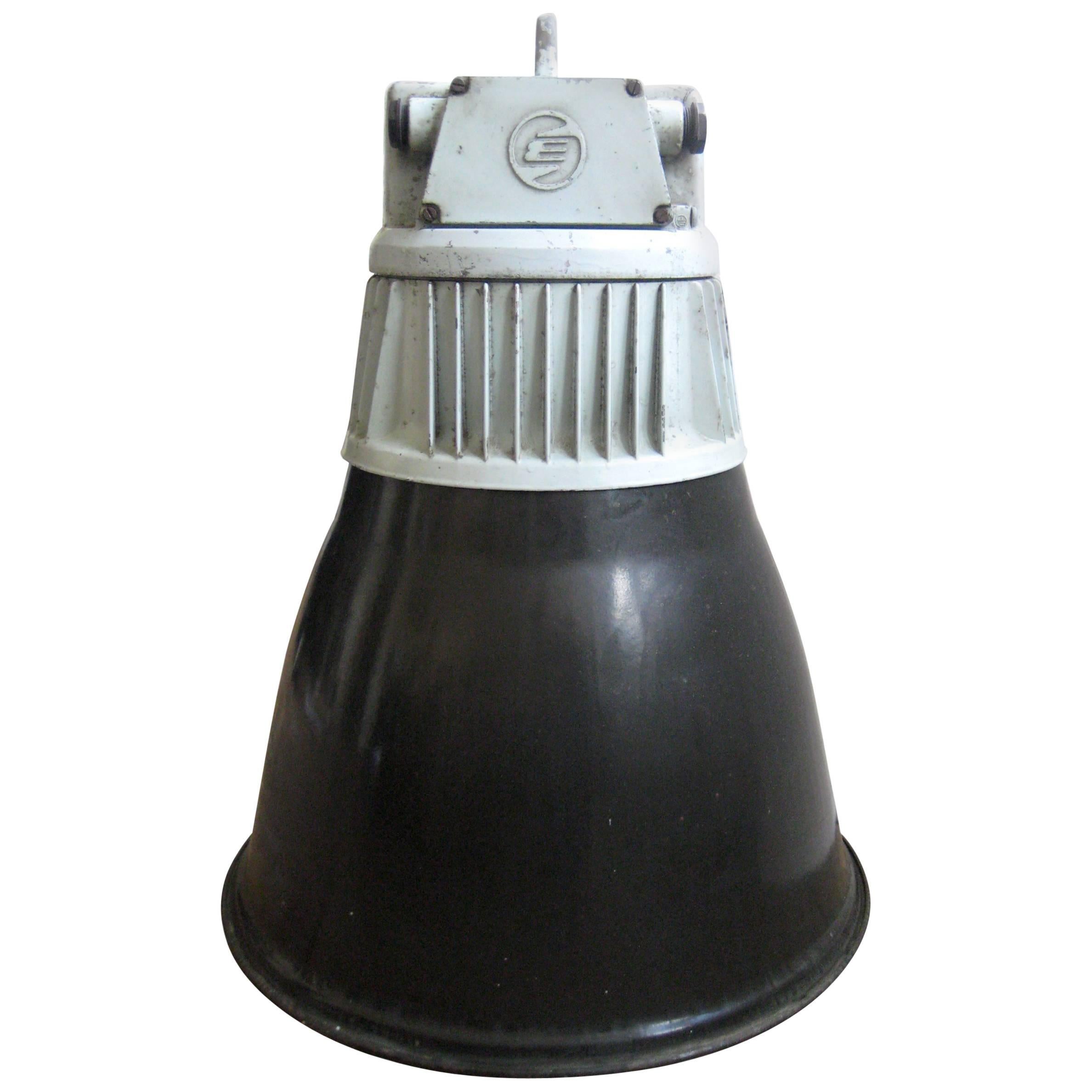 Black Enamel Vintage Industrial Pendant Lamps