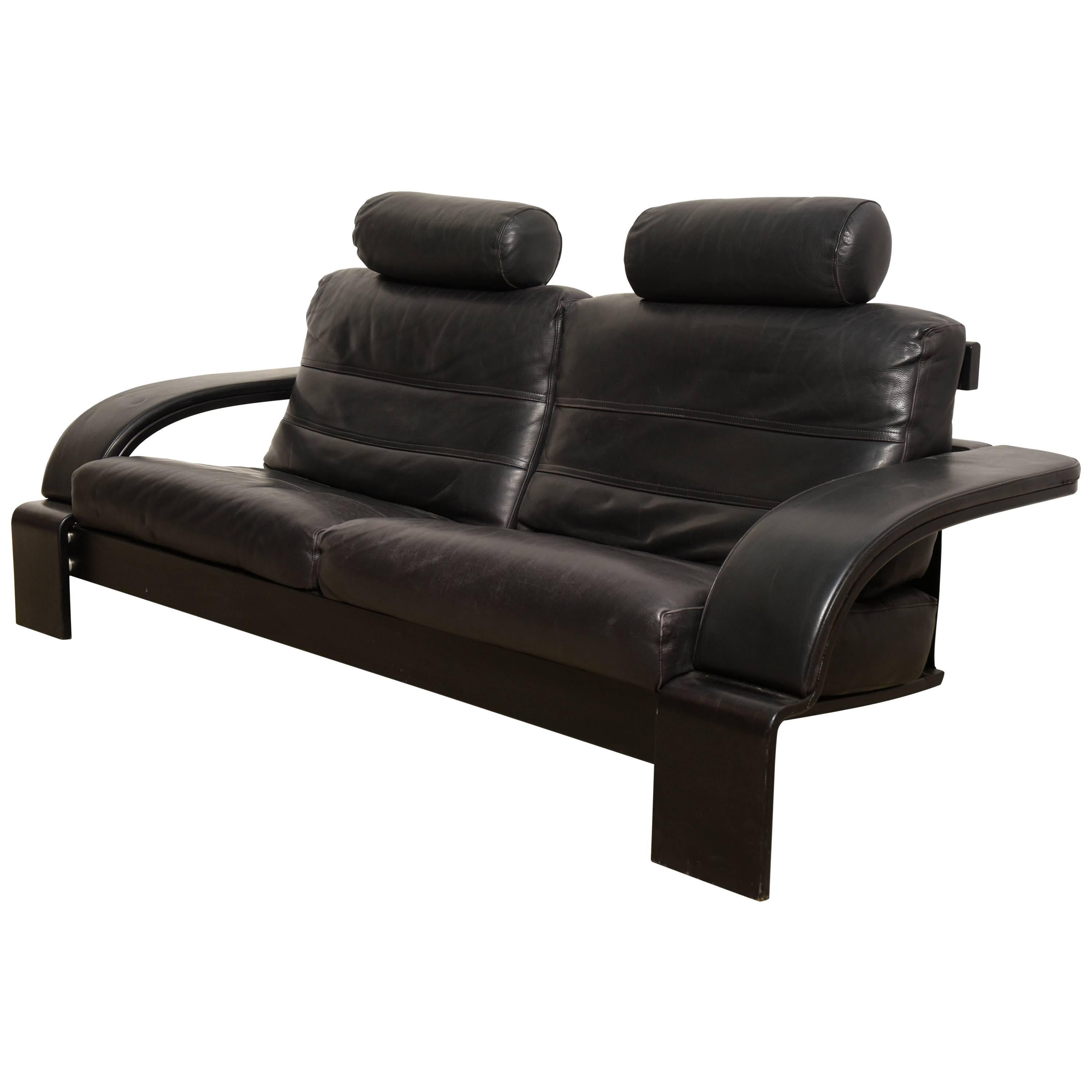Schönes modernes schwarzes Leder-Lounge-Sofa aus der Mitte des Jahrhunderts, Italien 1980er Jahre