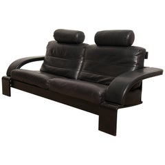 Bellissimo divano da salotto di grandi dimensioni in pelle nera del Midcentury Modern, Italia anni '80