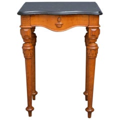 Stylish Victorian Console Table in Oak