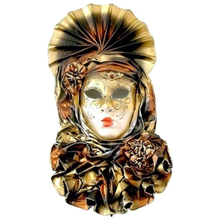 Venetian Handmade Gold Mask with Flowered Pleated Jabot