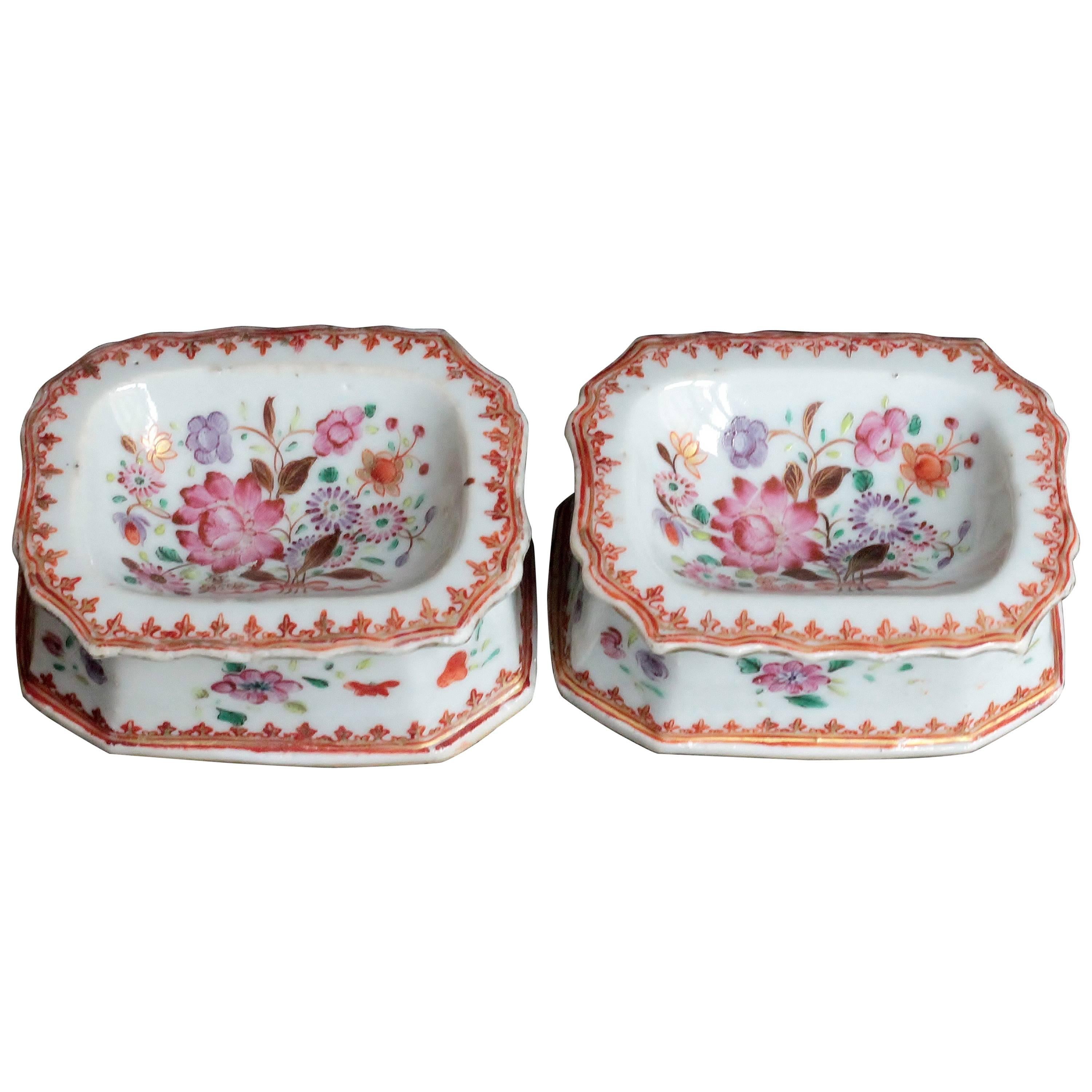 Pair of Rectangular Salts in Porcelain of China, Qianlong Period, 18th Century For Sale