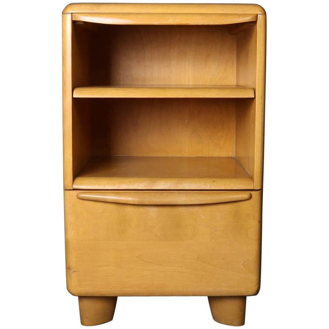 Mid-Century Modern Heywood Wakefield Encore End Stand in Wheat, Mid-20th Century