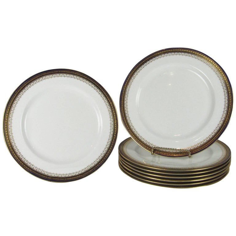Set of Eight Davis Collamore Royal Doulton Gilt Edge Dinner Plates For