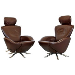 Mid-Century Modern Brown Leather Pair of Dodo Cassina Reclining Lounge Chairs