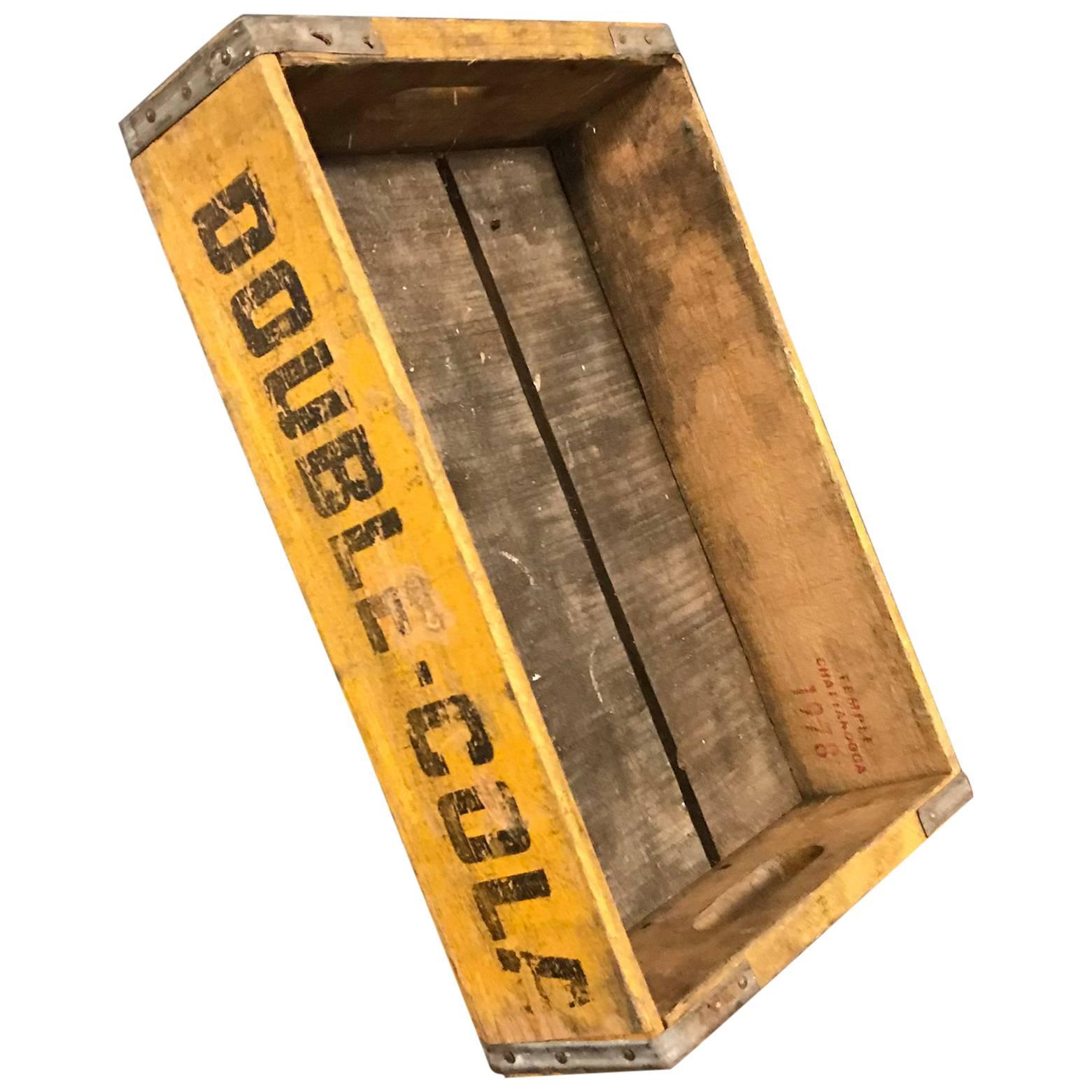 Vintage USA Double Cola Crate For Sale