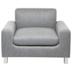 Chaise Baxter avec pieds en métal et coussin de siège amovible sur mesure