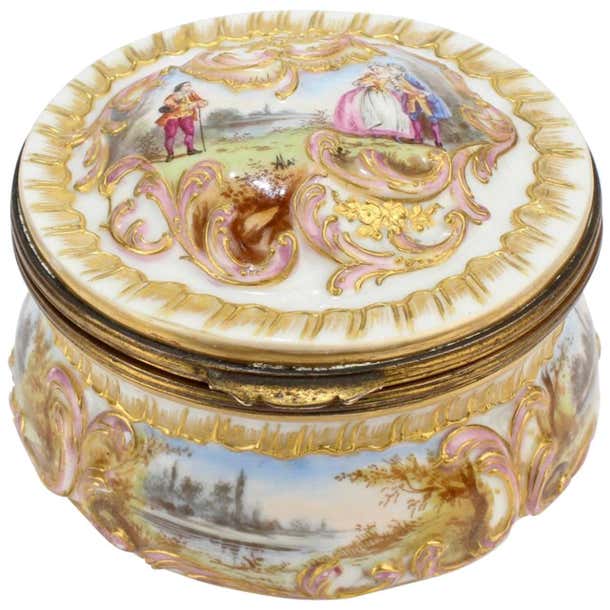 Antique Gilt Paris Porcelain Table Snuff Box or Round Casket by Bloch ...
