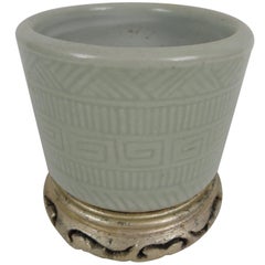 19th Century Chinese Porcelain Brush Pot