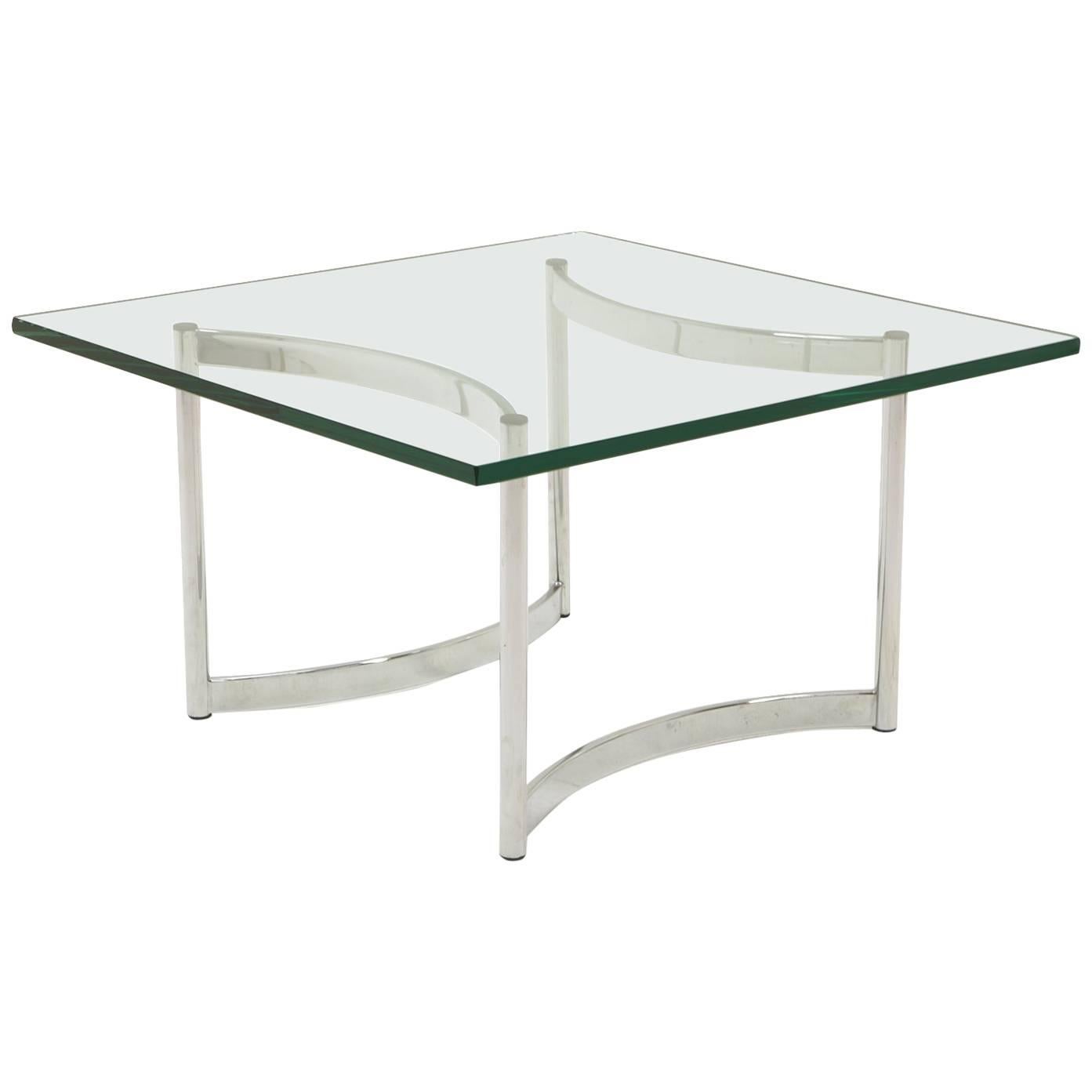 Table basse carrée en verre et chrome en vente