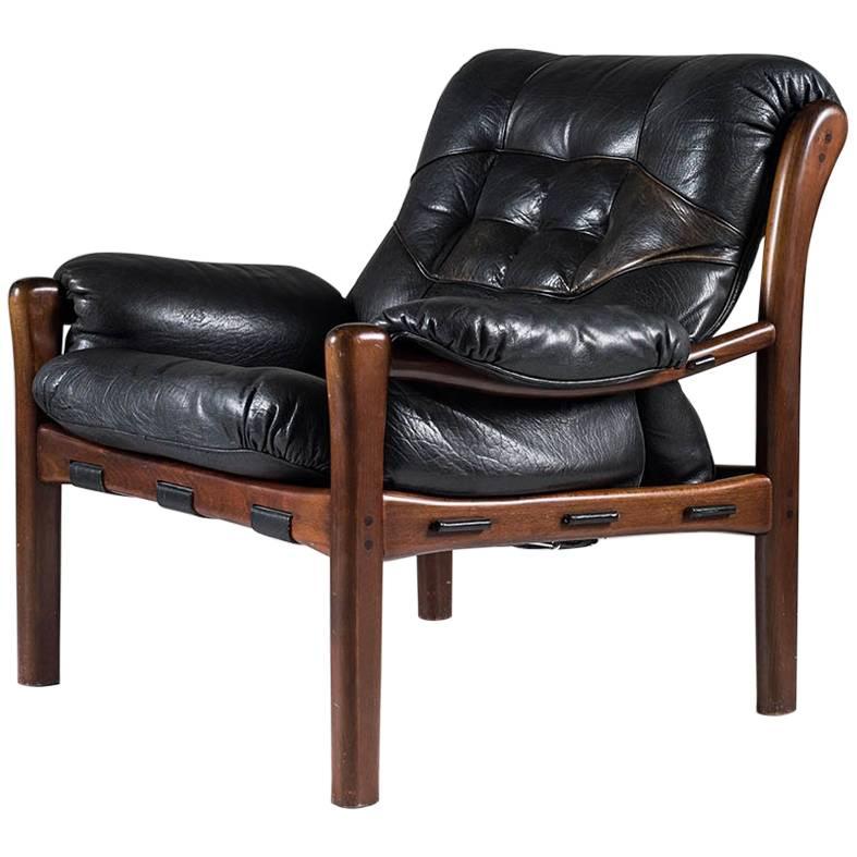 Midcentury Buffalo Leather Easy Chair in the Style of Jean Gillon