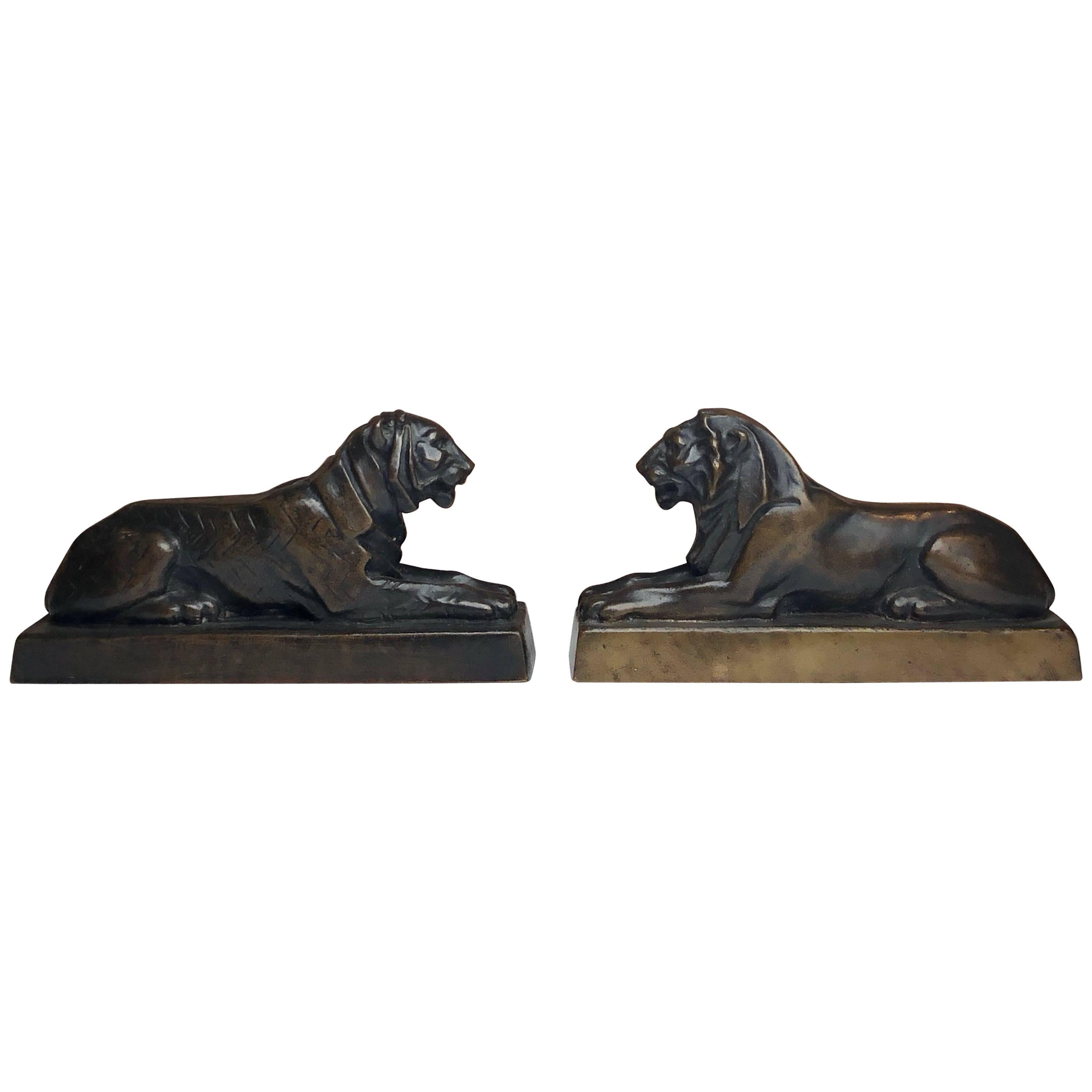 Bronze Stylized Pair of Lions, circa 1920