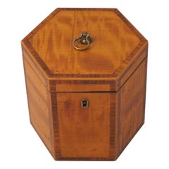 Porta tè esagonale inglese in legno di raso, 1790 circa