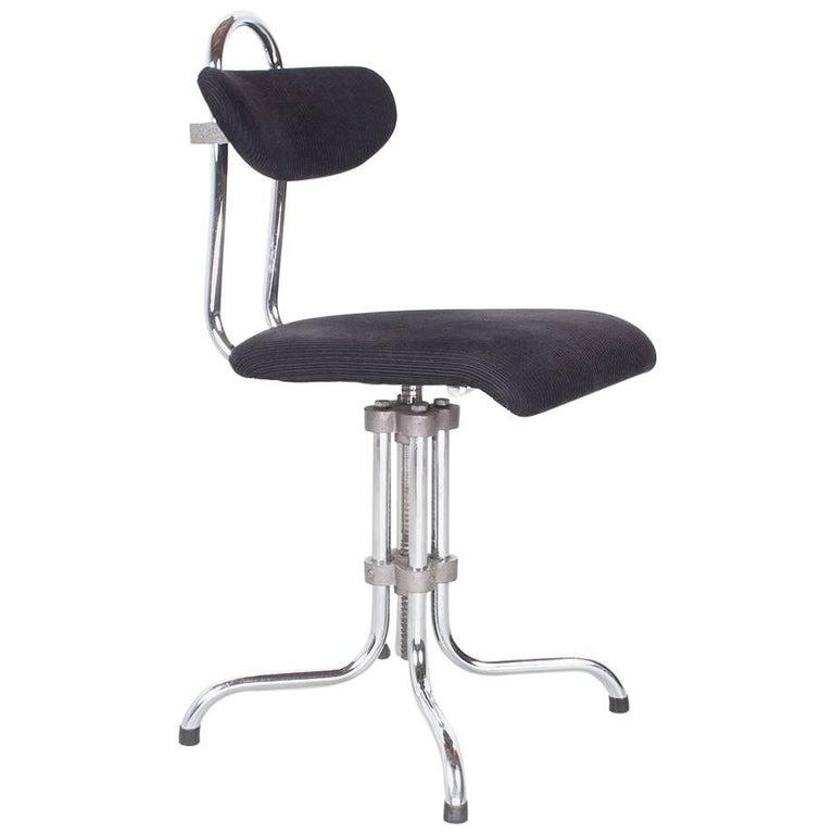 1933 Midcentury Dutch Office Chair with Swivel Foot Model 353 by W.H