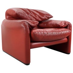 Maralunga Lounge Chair in Red Leather Designed by Vico Magistretti, 1973, Italy