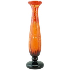 Used Charles Schneider Le Verre Francais Cardemines Red Cameo Vase