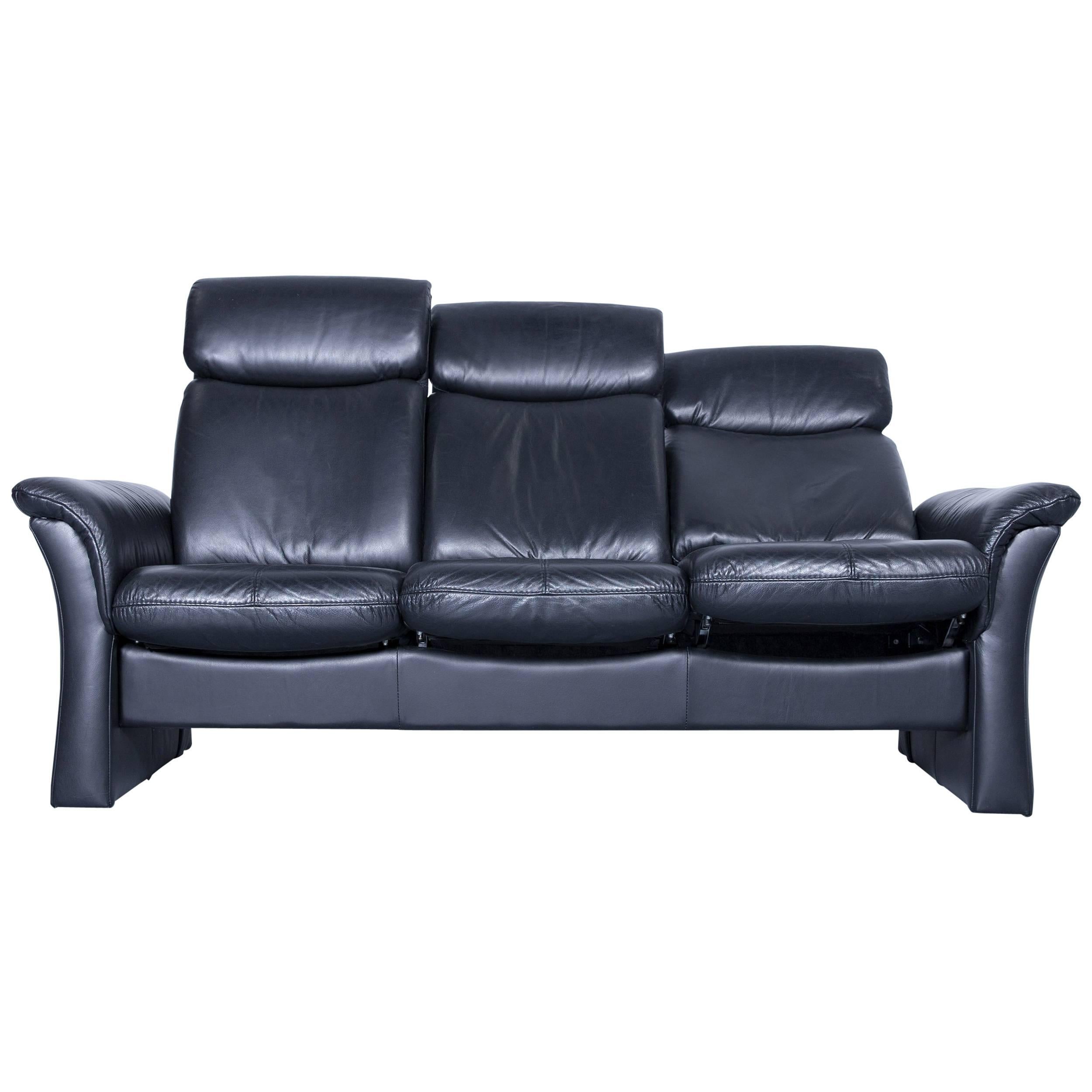 Designer Three-Seat Sofa Black Relax Couch Leather Function Modern Three-Seat