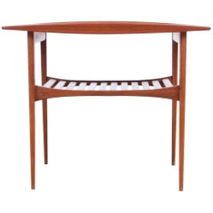 Mid-Century Modern Side Table in Teak by Tove and Edvard Kindt-Larsen Model FD