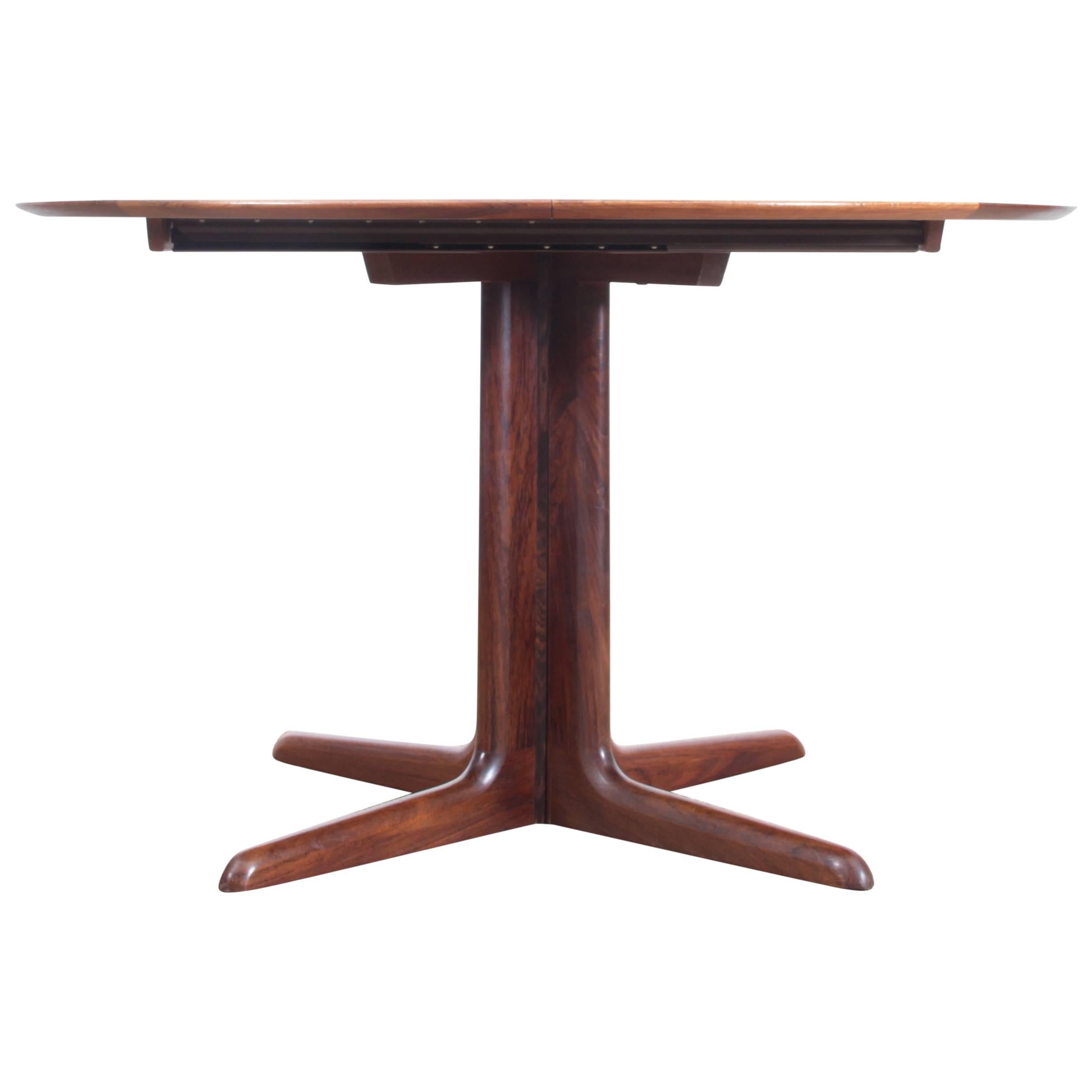 Mid-Century Modern Scandinavian Round Dining Table in Rosewood