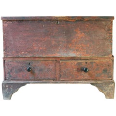 Antique Gorgeous George III Plum Painted Pine Mule Chest, circa 1800