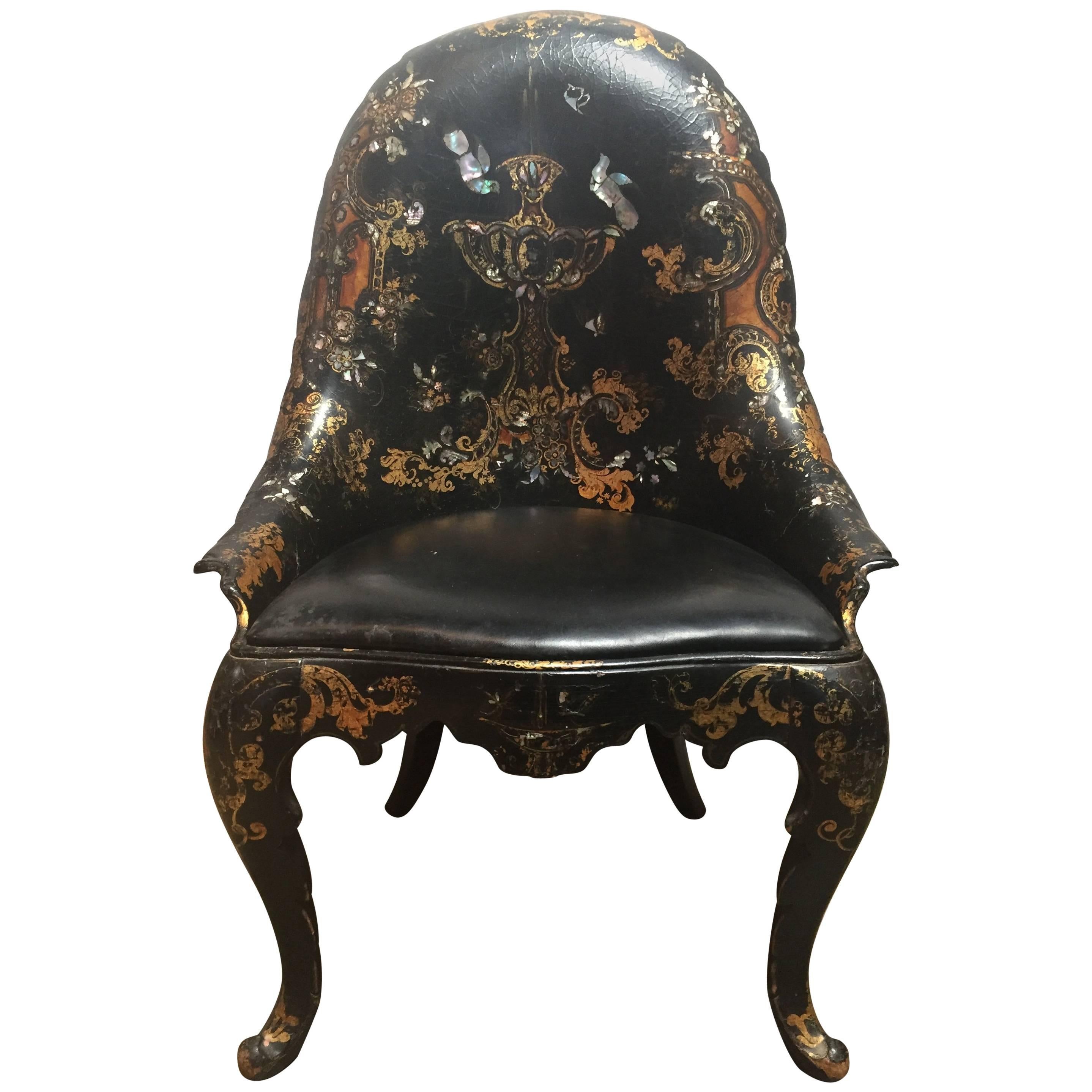 Chaise en papier mâché du XIXe siècle