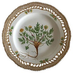 Royal Copenhagen Flora Danica Pierced Luncheon Plate #20/3554