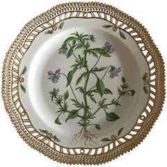 Royal Copenhagen Flora Danica Pierced Luncheon Plate #20/3554