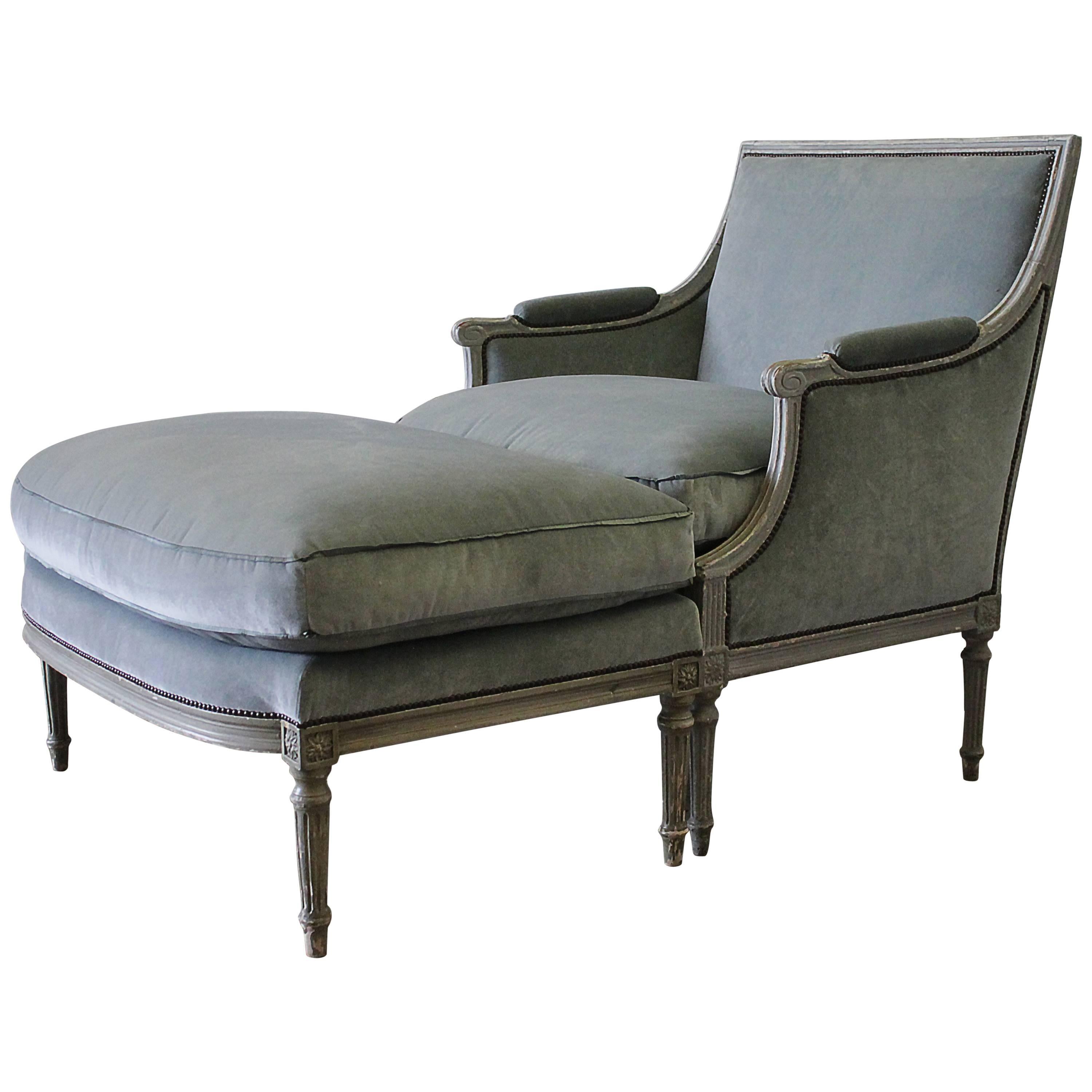 Early 20th Century Painted and Upholstered Louis XVI Chair and Ottoman Chaise