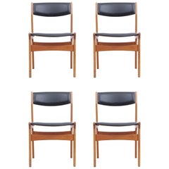 Mid-Century Modern Scandinavian Set of Four Dining Chairs by Dyrlund