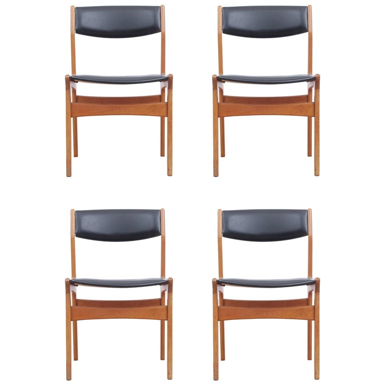 Mid Century Modern Scandinavian Set Of Four Dining Chairs By Dyrlund Mid Century Modern Scandinavian Set Of Four Dining Chairs By Dyrlund For